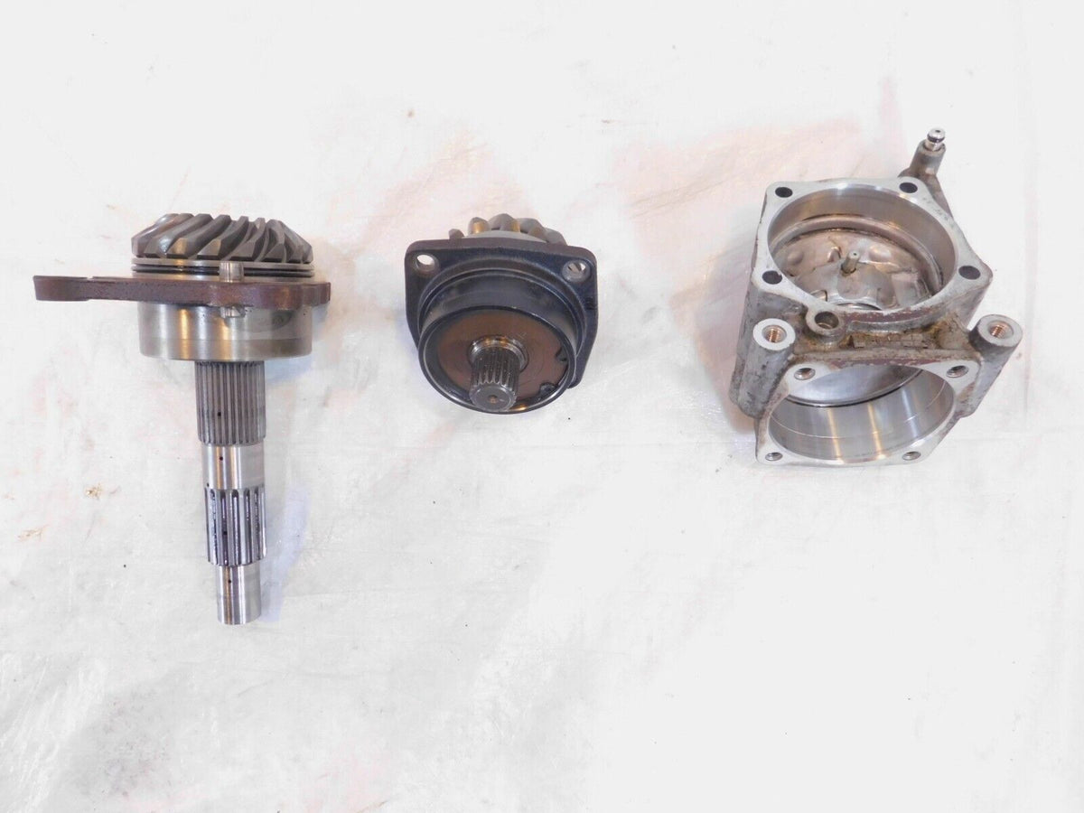 Honda VTX1300 VTX VT1300 Fury Transmission Cross Shaft Differential Case Housing