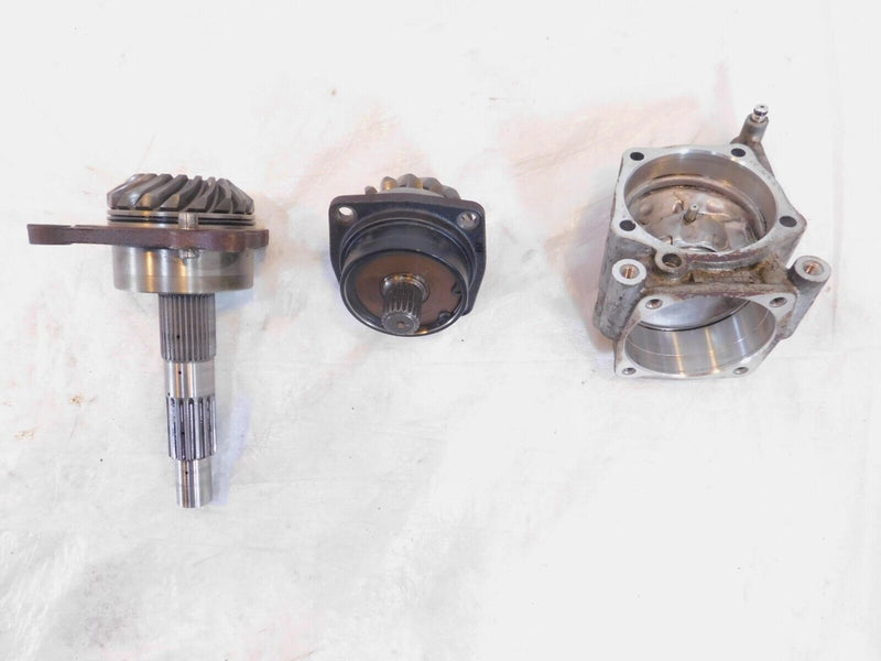 Honda VTX1300 VTX VT1300 Fury Transmission Cross Shaft Differential Case Housing