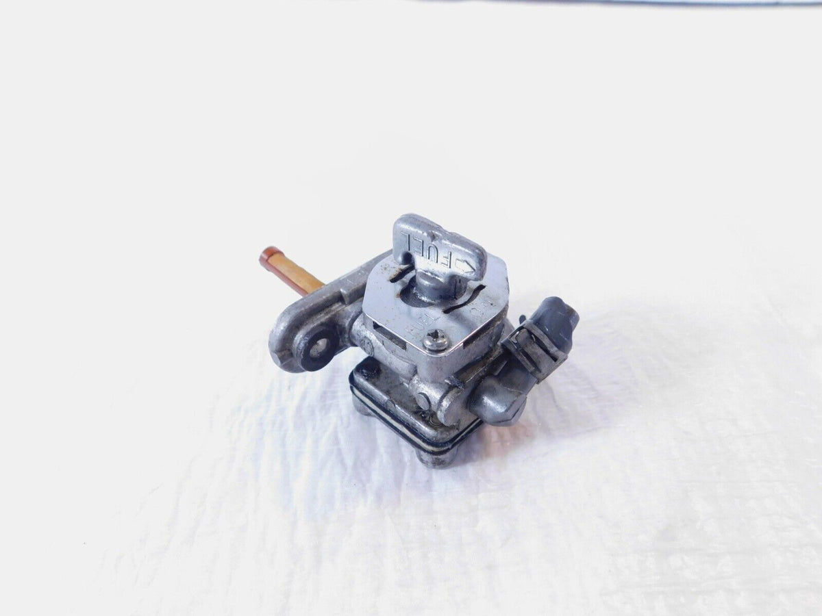 Yamaha Maxim Seca 550 650 Virago 750 XV750 Gas Petrol Fuel Tank Petcock Valve