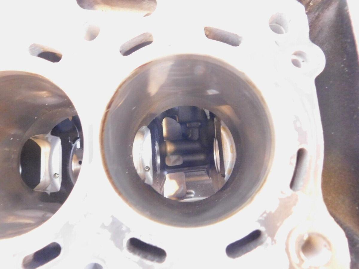 2007 Kawasaki Ninja ZX6R ZX600P Engine Motor Block Crankcase Cylinders for parts