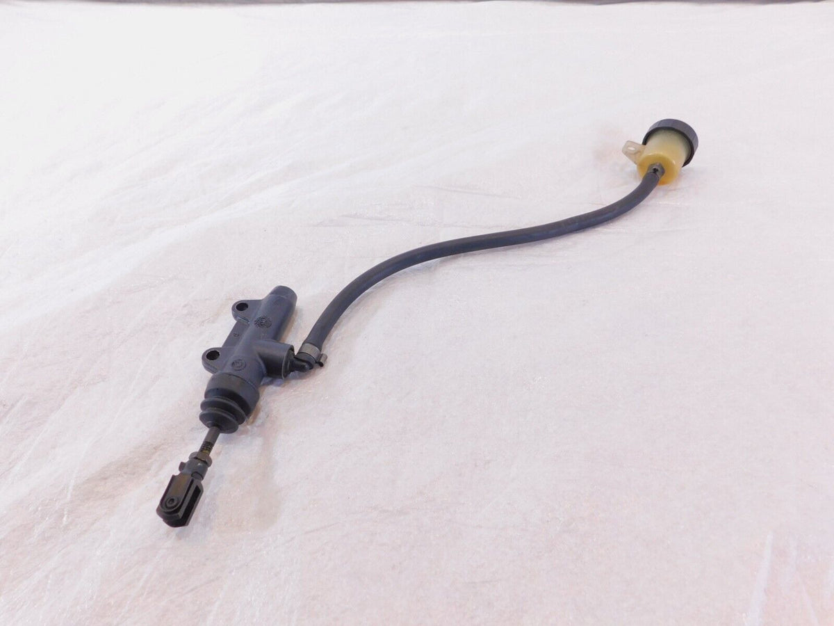 BMW F650CS F650GS F800R F800S F800ST Rear Wheel Brake Master Cylinder & Tank