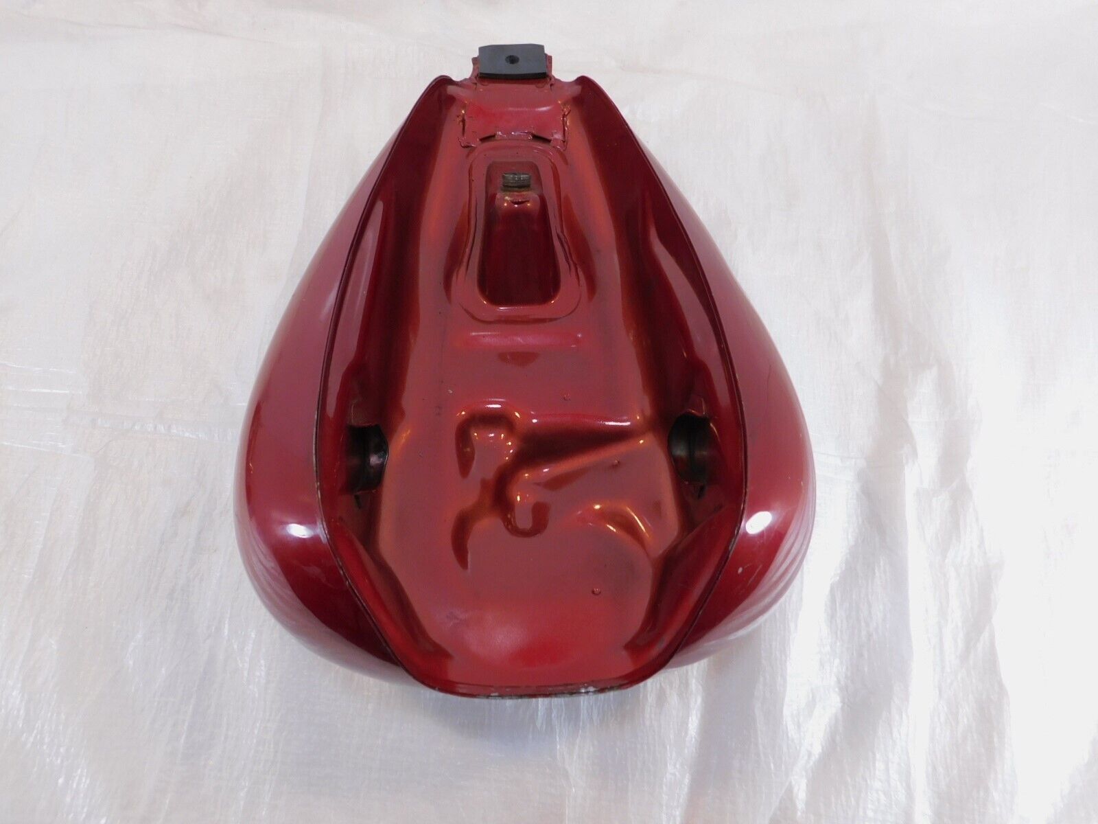 Honda shadow best sale 600 fuel tank