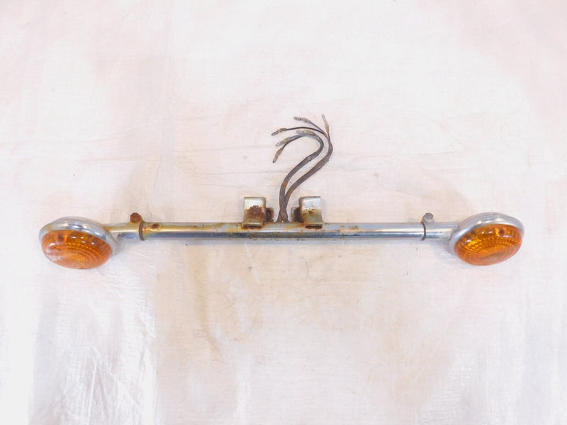 Yamaha VStar 650 1100 Classic Silverado Front Left/Right Turn Signals & Bar Stay