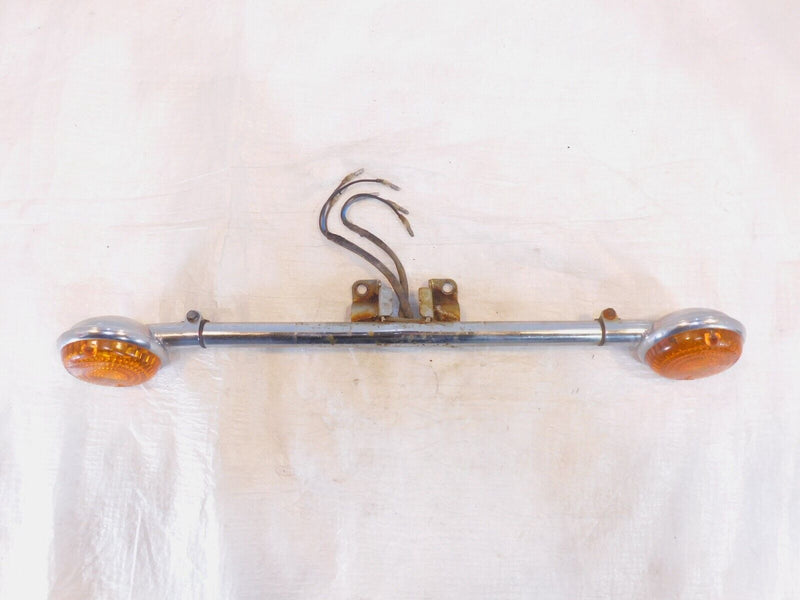 Yamaha VStar 650 1100 Classic Silverado Front Left/Right Turn Signals & Bar Stay