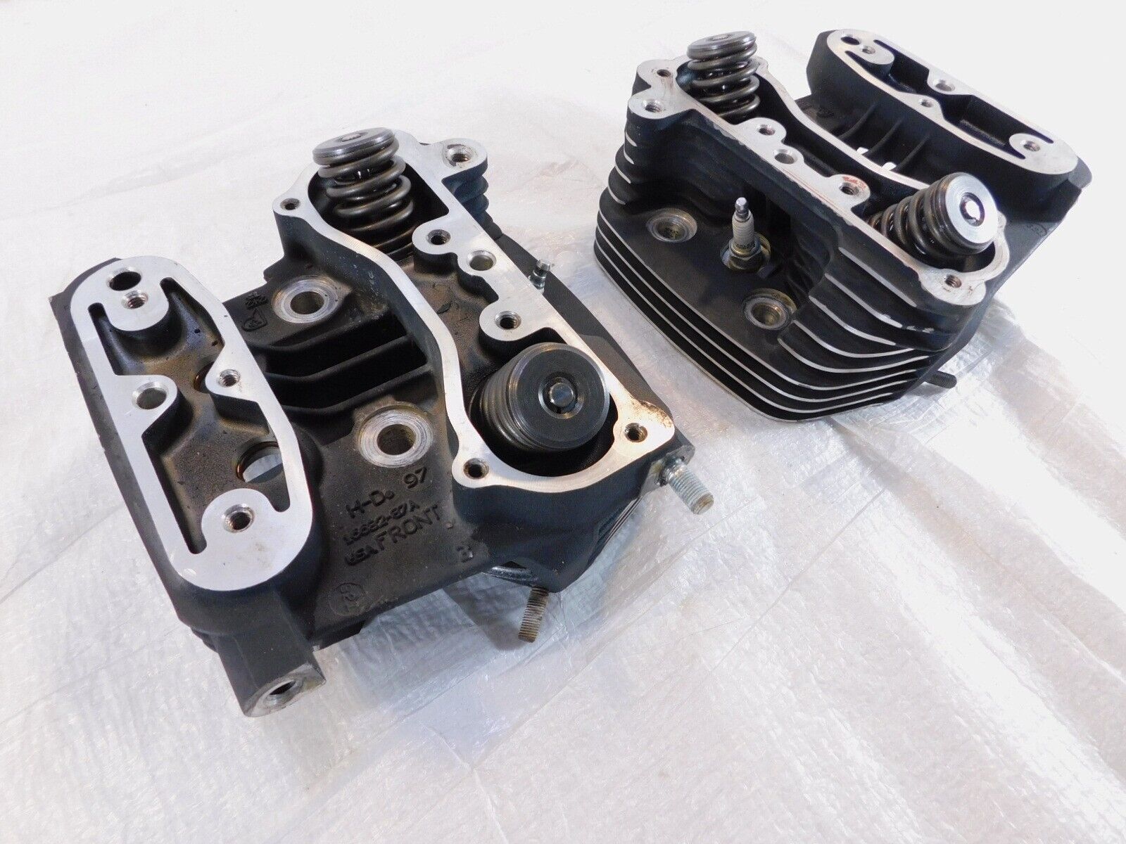 Harley davidson hot sale cylinder heads