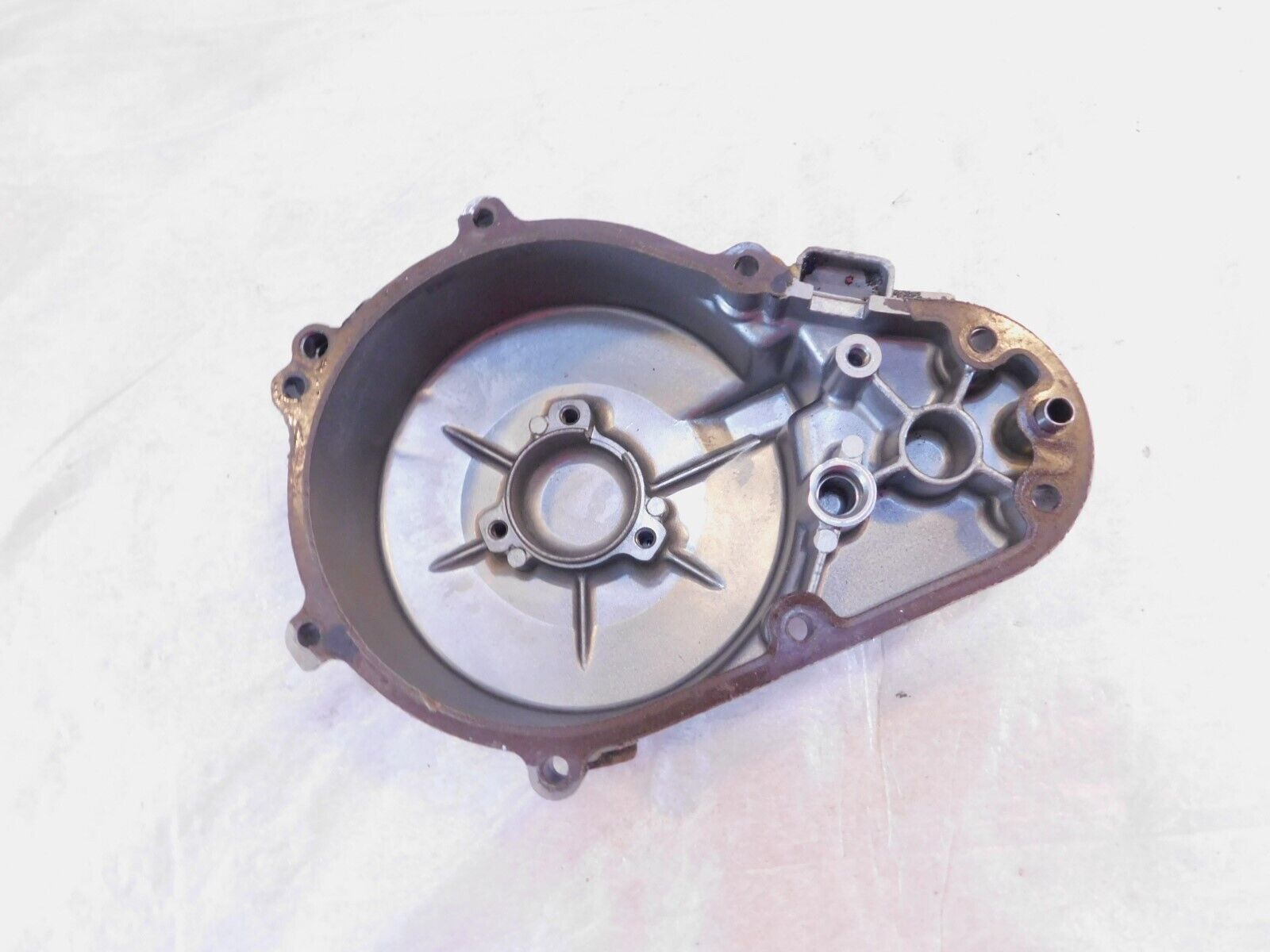 Kawasaki Ninja ZX6 ZX600D & ZZR600 Left Engine Generator Stator Cover