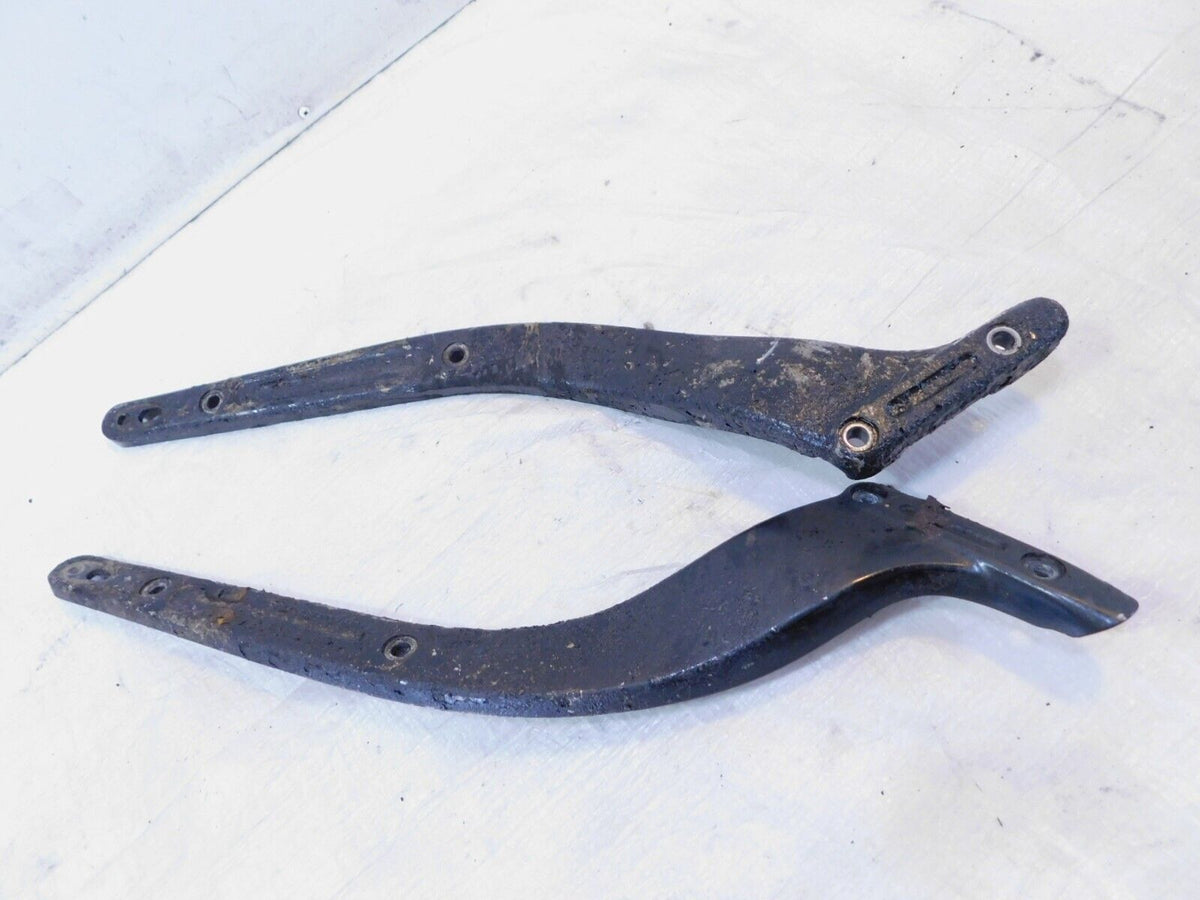 Harley Davidson Softail Slim & Street Bob Black Rear Fender Strut Cover Brackets